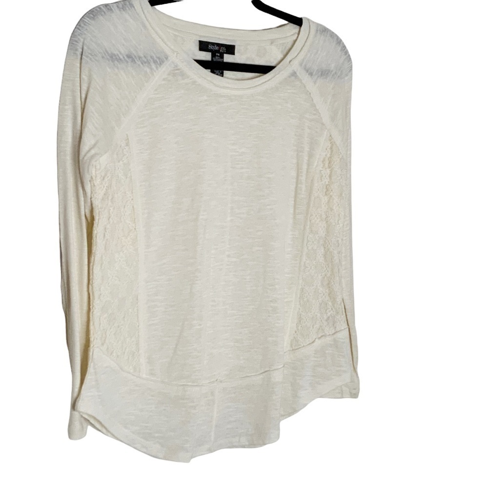 style AND COMPANY long sleeve blouse. Size MP